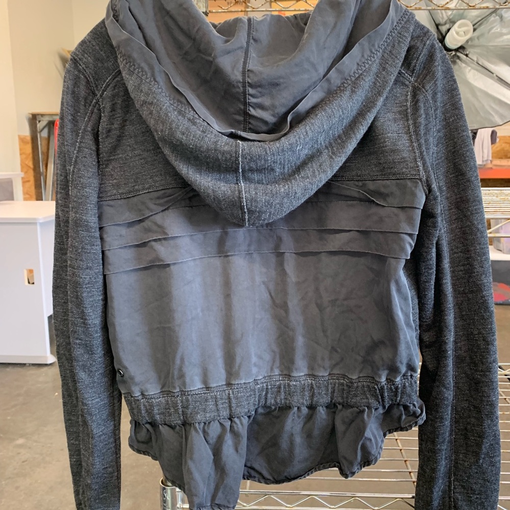 Lululemon Jacket Tencel Detail on Back.